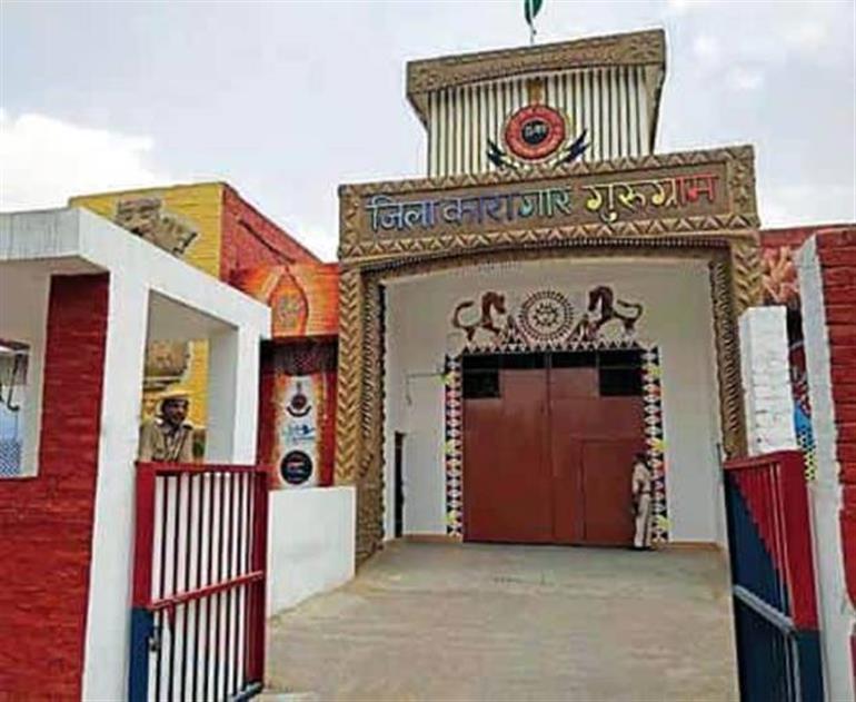 Clash in Bhondsi jail Gurugram leads to 5 inmates' injury