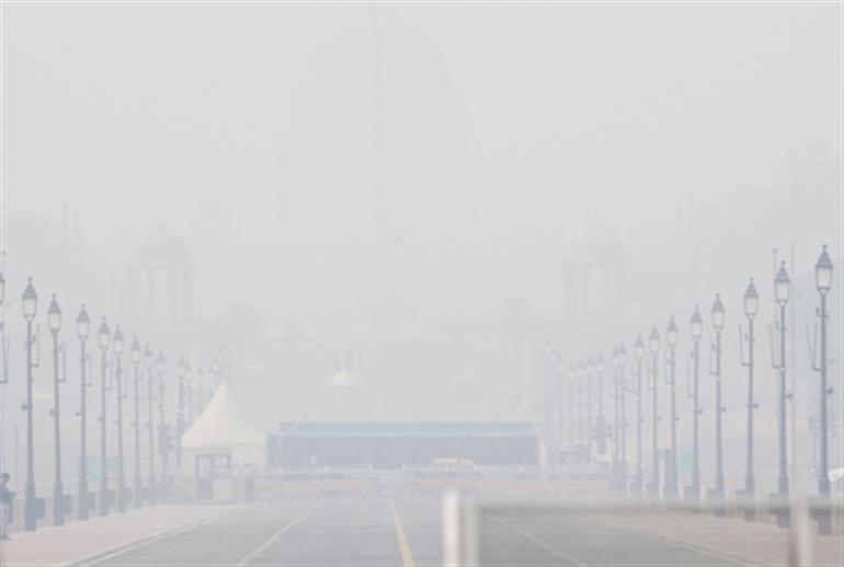 ਦਿੱਲੀ ਪ੍ਰਦੂਸ਼ਣ ਸੰਕਟ: ਸੁਪਰੀਮ ਕੋਰਟ ਨੇ ਸਕੂਲੀ ਖੇਡਾਂ ਨੂੰ ਰੋਕਣ ਦਾ ਸੁਝਾਅ ਦਿੱਤਾ, ਕਰਮਚਾਰੀਆਂ ਲਈ ਭੱਤੇ ਦਾ ਆਦੇਸ਼ ਦਿੱਤਾ