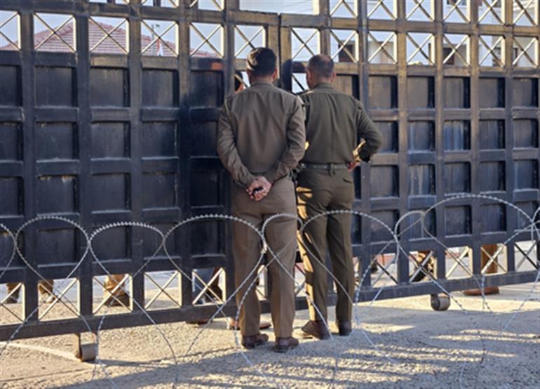 जम्मू-कश्मीर के उधमपुर में ड्रग तस्कर की 70 लाख रुपये की संपत्ति ज़ब्त