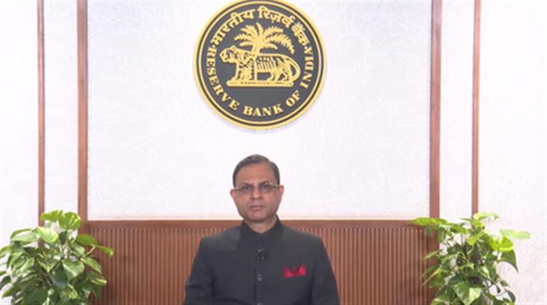 RBI ने भारत की जीडीपी वृद्धि दर का अनुमान बढ़ाकर 7.3 प्रतिशत किया
