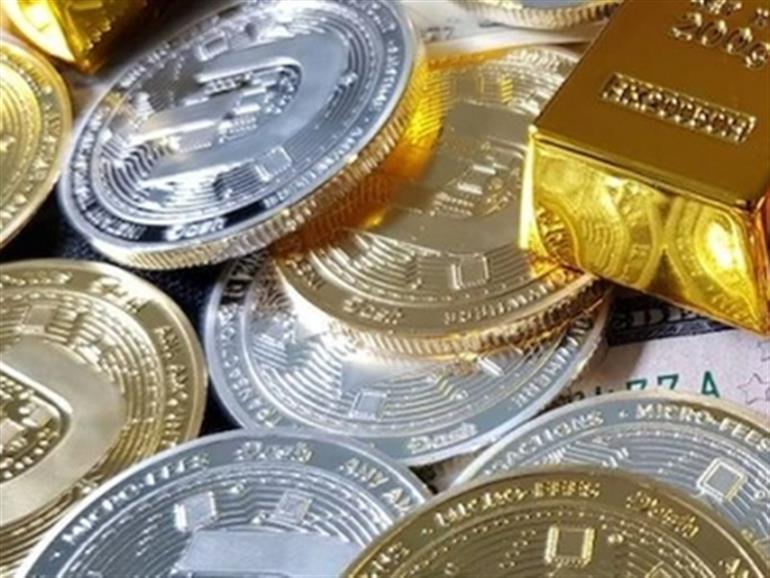 इस साल रिकॉर्ड रैली के बाद चांदी के वायदा भाव में 4.6% की गिरावट