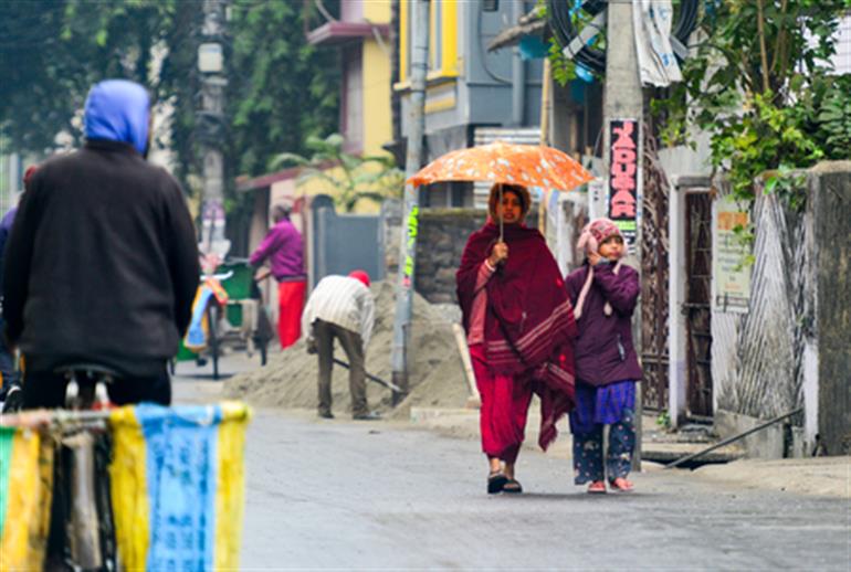 पश्चिमी विक्षोभ से दक्षिण बंगाल में अस्थायी गर्मी, उत्तर में ठंड जारी