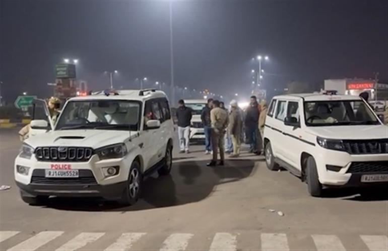 ਜੈਪੁਰ ਵਿੱਚ ਤੇਜ਼ ਰਫ਼ਤਾਰ ਔਡੀ ਨੇ ਪੈਦਲ ਯਾਤਰੀਆਂ ਨੂੰ ਟੱਕਰ ਮਾਰ ਦਿੱਤੀ; ਇੱਕ ਦੀ ਮੌਤ, 12 ਜ਼ਖਮੀ