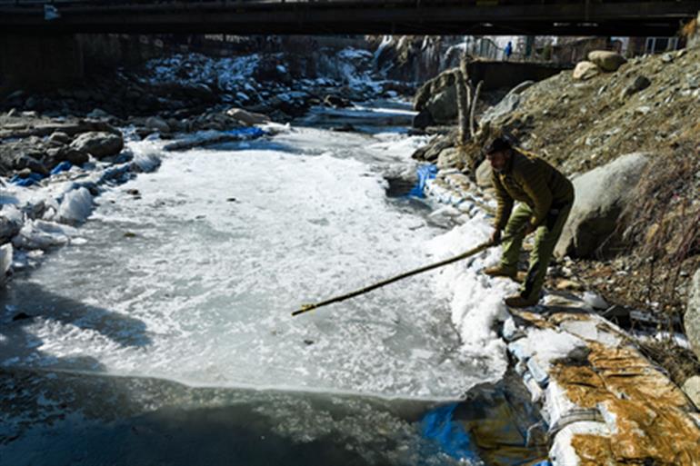 J&K: ऊंचे इलाकों में हल्की बर्फबारी, घाटी के मैदानी इलाकों में फिर बारिश और बर्फ नहीं गिरी