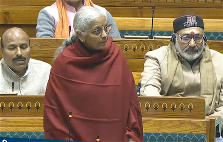 आर्थिक सर्वेक्षण के अनुसार, वित्त वर्ष 2027 में भारत की जीडीपी वृद्धि दर 6.8 से 7.2 प्रतिशत रहने का अनुमान