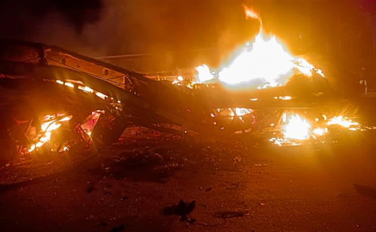 राजस्थान के नागौर राजमार्ग पर रासायनिक पदार्थों से भरे टैंकर में आग लगी; चालक ने जान बचाई