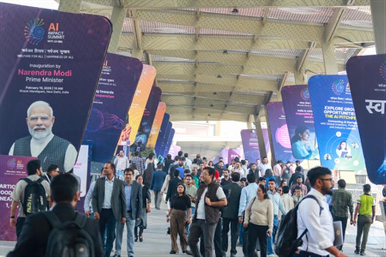 स्वास्थ्य सेवा में एआई की परिवर्तनकारी क्षमता - विश्वास, नैतिकता और समावेश पर आधारित