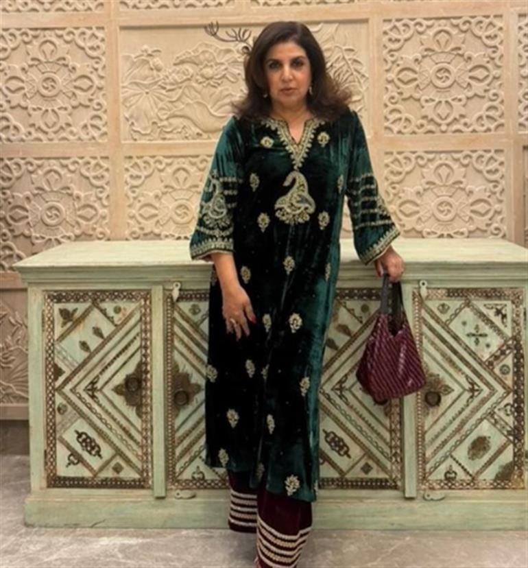 Farah Khan says she ‘always looks good in borrowed clothes’