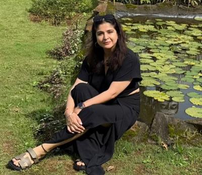 महीप कपूर ने वेलनेस सेंटर में उपचार और आत्म-खोज को अपनाया