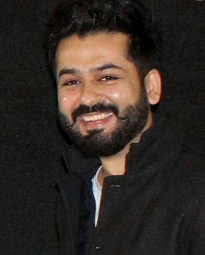 ਸੁਭਾਸ਼ ਘਈ ਨੇ ਆਦਿੱਤਿਆ ਧਰ ਦੀ ਪ੍ਰਸ਼ੰਸਾ ਕੀਤੀ, 'ਧੁਰੰਧਰ' ​​ਨੂੰ ਕਲਾਤਮਕ ਸਿਨੇਮਾ ਅਤੇ ਵਪਾਰਕ ਸਫਲਤਾ ਦਾ ਮਿਸ਼ਰਣ ਕਿਹਾ।