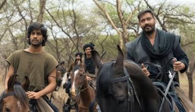 अजय देवगन ने भतीजे अमन देवगन से कहा 'बच्चा बड़ा हो गया' क्योंकि 'आज़ाद' को 1 साल पूरा हुआ